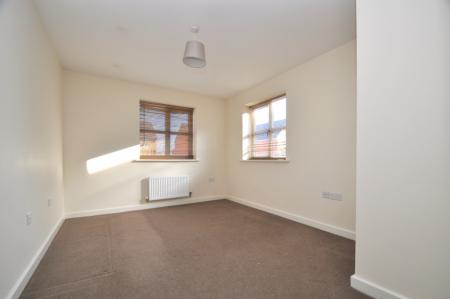 2 bedroom Flat to let in Fazeley Drive, Brindley Village, Stoke-on-Trent, ST6
