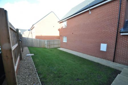 2 bedroom Flat to let in Fazeley Drive, Brindley Village, Stoke-on-Trent, ST6