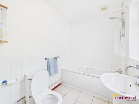 2 bedroom Terraced House for sale in Stanley Road, Hartshill, Hartshill, ST4