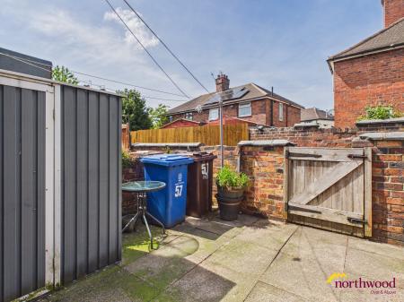 2 bedroom Terraced House for sale in Stanley Road, Hartshill, Hartshill, ST4