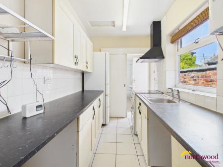 2 bedroom Terraced House for sale in Stanley Road, Hartshill, Hartshill, ST4