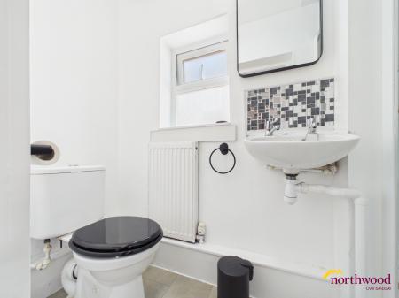 1 bedroom Mews house to let in Goldenhill Road, Fenton, ST4