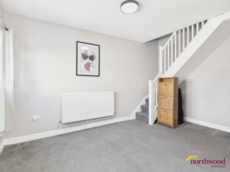 1 bedroom Mews house to let in Goldenhill Road, Fenton, ST4