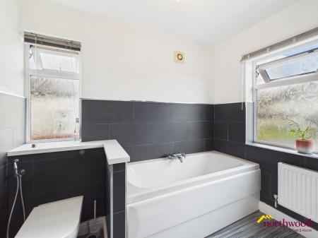 3 bedroom Semi-detached house for sale in Osbourne Road, Hartshill, Hartshill, ST4