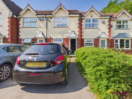 2 bedroom Town house to let in Bowlers Close, Festival Heights, Stoke-on-Trent, ST6