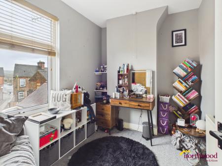 3 bedroom End of terrace house to let in Tintern Street, Hanley, ST1