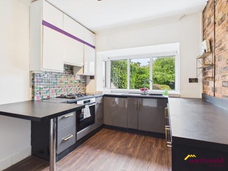3 bedroom Semi-detached house for sale in The Avenue, Hartshill, Hartshill, ST4