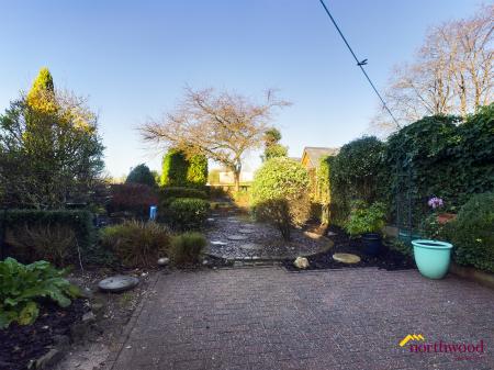 3 bedroom Semi-detached house for sale in The Avenue, Hartshill, Hartshill, ST4