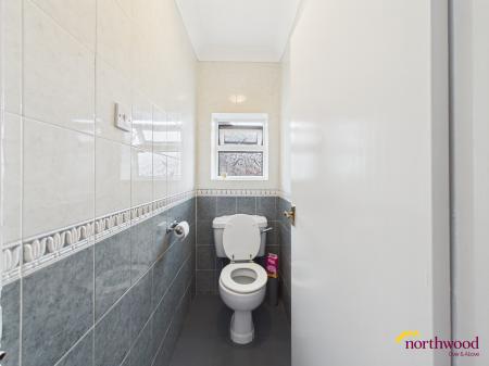 3 bedroom Semi-detached house for sale in The Avenue, Hartshill, Hartshill, ST4