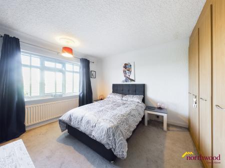 3 bedroom Semi-detached house for sale in The Avenue, Hartshill, Hartshill, ST4