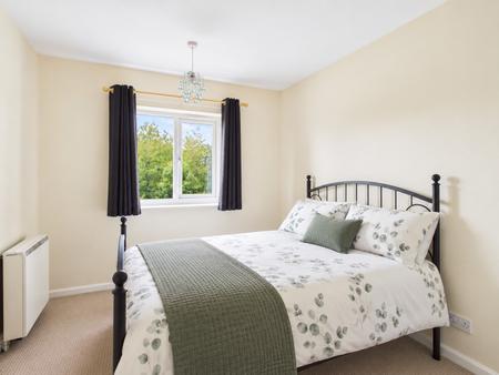 2 bedroom Flat for sale in Glebedale Court, Fenton, ST4
