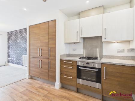 2 bedroom Town house for sale in Kiln View, Hanley, ST1