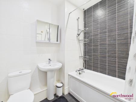 2 bedroom Town house for sale in Kiln View, Hanley, ST1