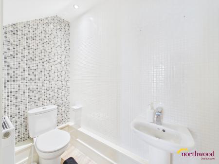 2 bedroom Town house for sale in Kiln View, Hanley, ST1