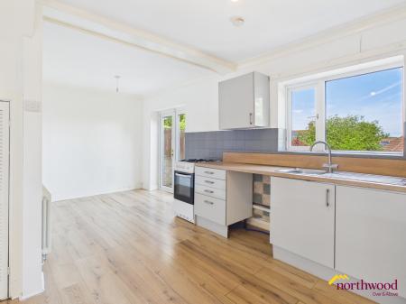3 bedroom Semi-detached house for sale in Maidstone Grove, Bucknall, Stoke-on-Trent, ST2