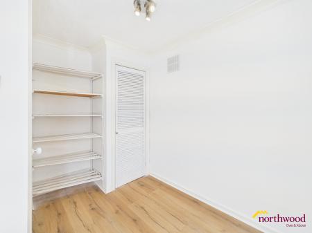 3 bedroom Semi-detached house for sale in Maidstone Grove, Bucknall, Stoke-on-Trent, ST2