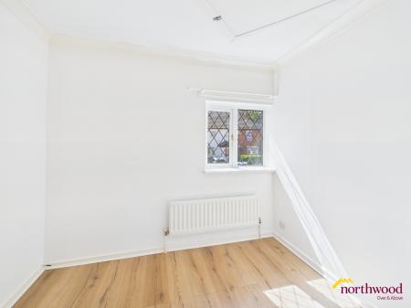 3 bedroom Semi-detached house for sale in Maidstone Grove, Bucknall, Stoke-on-Trent, ST2