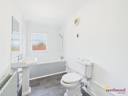 3 bedroom Semi-detached house for sale in Maidstone Grove, Bucknall, Stoke-on-Trent, ST2
