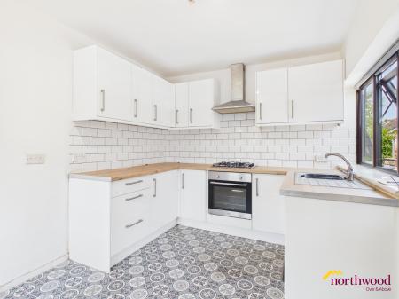 2 bedroom Bungalow to let in Foley Road, Longton, ST3