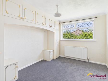 3 bedroom Detached house to let in Milton Road, Sneyd Green, Stoke-on-Trent, ST1