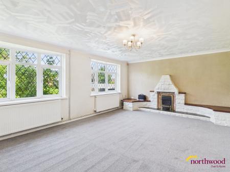 3 bedroom Detached house to let in Milton Road, Sneyd Green, Stoke-on-Trent, ST1