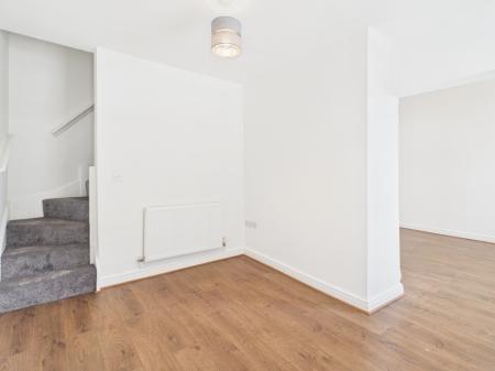 3 bedroom Terraced House to let in Crown Street, Silverdale, ST5