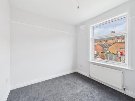 2 bedroom Terraced House to let in Kensington Road, Trent Vale, ST4