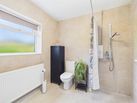 4 bedroom Semi-detached house for sale in Stuart Avenue, Trentham, Stoke-on-Trent, ST4