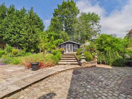 4 bedroom Coach House to let in The Coach House, Butterton, ST5