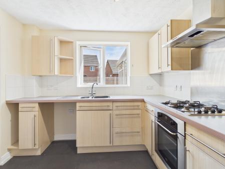 4 bedroom Detached house to let in Watermeadow Grove, Etruria, Stoke-on-Trent, ST1