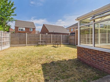 4 bedroom Detached house to let in Watermeadow Grove, Etruria, Stoke-on-Trent, ST1