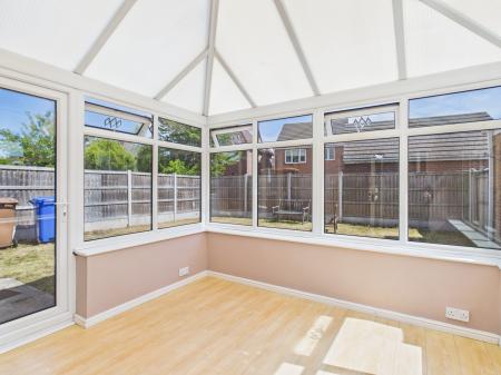 4 bedroom Detached house to let in Watermeadow Grove, Etruria, Stoke-on-Trent, ST1