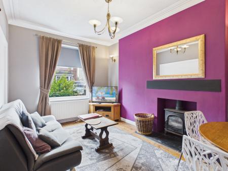 4 bedroom Semi-detached house for sale in Linley Road, Hartshill, Hartshill, ST4