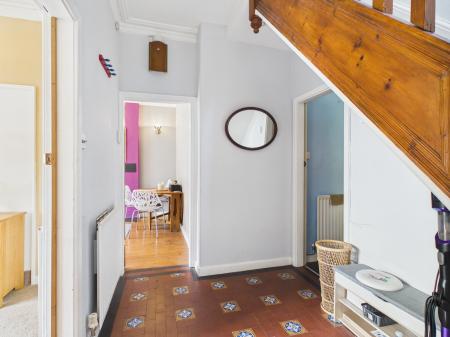 4 bedroom Semi-detached house for sale in Linley Road, Hartshill, Hartshill, ST4