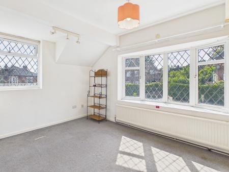 1 bedroom Flat to let in Trent Valley Road, Penkhull, ST4