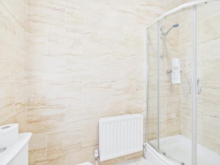 1 bedroom Flat to let in Newton Street, Stoke-on-Trent, ST4