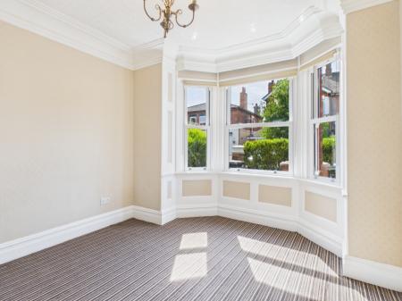1 bedroom Flat to let in Newton Street, Stoke-on-Trent, ST4