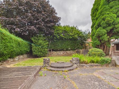 3 bedroom Semi-detached house to let in Stone Road, Trentham, Stoke-on-Trent, ST4