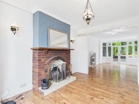 3 bedroom Semi-detached house to let in Stone Road, Trentham, Stoke-on-Trent, ST4