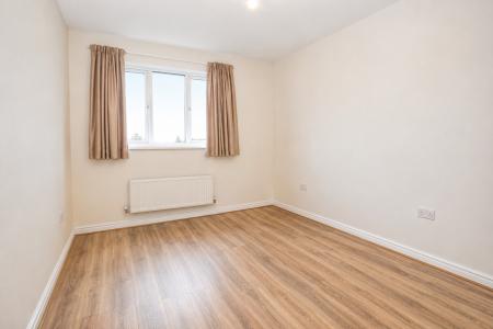 2 bedroom Flat to let in Archers Walk, Godwin Way, Stoke-on-Trent, ST4