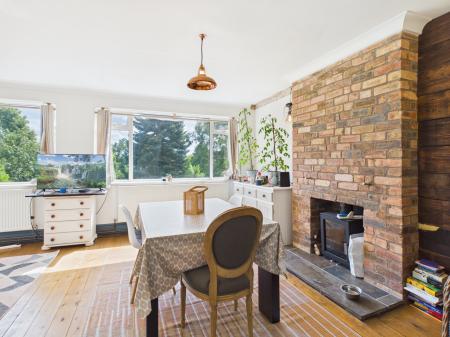 3 bedroom Semi-detached house for sale in Hunters Way, Stoke-on-Trent, ST4