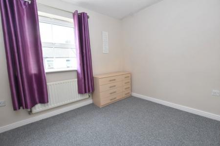 2 bedroom Town house to let in Madison Street, Tunstall, ST6