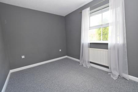 2 bedroom Town house to let in Madison Street, Tunstall, ST6