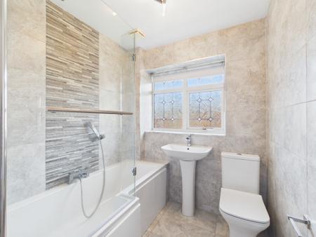 3 bedroom Detached house for sale in Rutherford Avenue, Westbury Park, Newcastle-under-Lyme, ST5