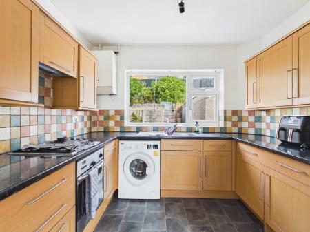3 bedroom Semi-detached house to let in Moreton Close, Kidsgrove, ST7
