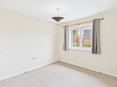 2 bedroom Flat to let in Boatman Drive, Etruria, Stoke-on-Trent, ST1