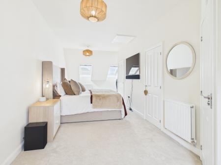 3 bedroom End of terrace house for sale in Pembrey Drive, Trentham, Stoke-on-Trent, ST4