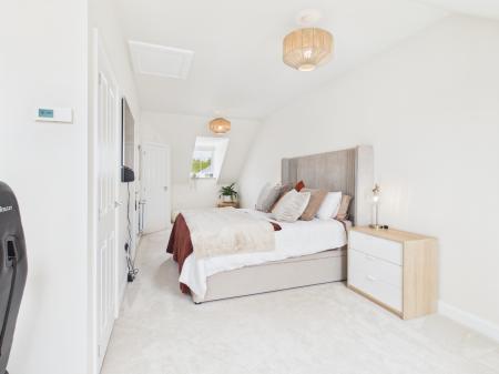 3 bedroom End of terrace house for sale in Pembrey Drive, Trentham, Stoke-on-Trent, ST4