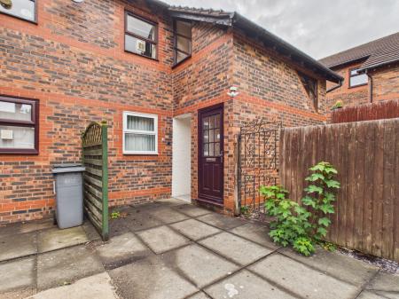1 bedroom Flat to let in Maryfield Walk, Penkhull, ST4