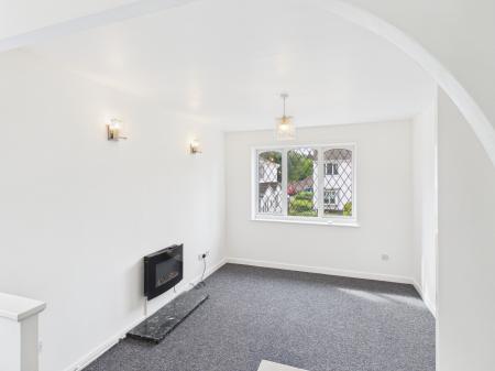 1 bedroom Flat to let in Castle Ridge, Newcastle-under-Lyme, ST5
